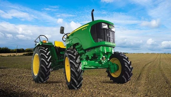 Choose the John Deere 5045 D GearPro 4WD Tractor for Farming