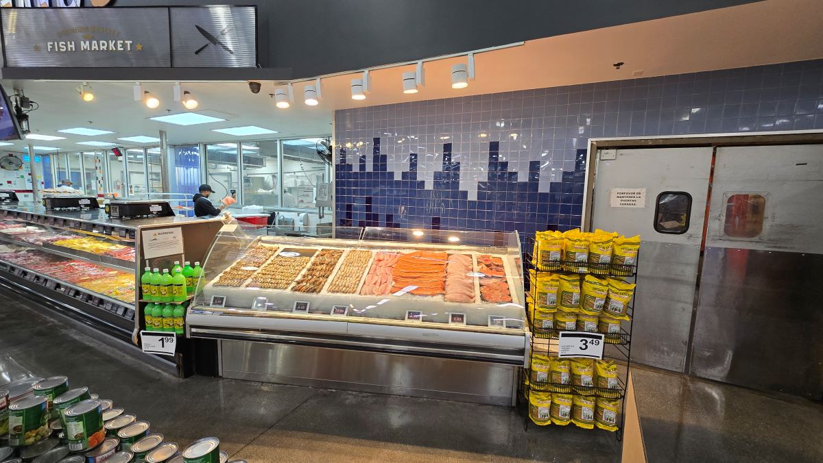 A Supermarket in Santa Ana That Feels Like Home