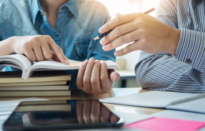 Why Students Are Choosing Masters Dissertation Help for Top Grades?