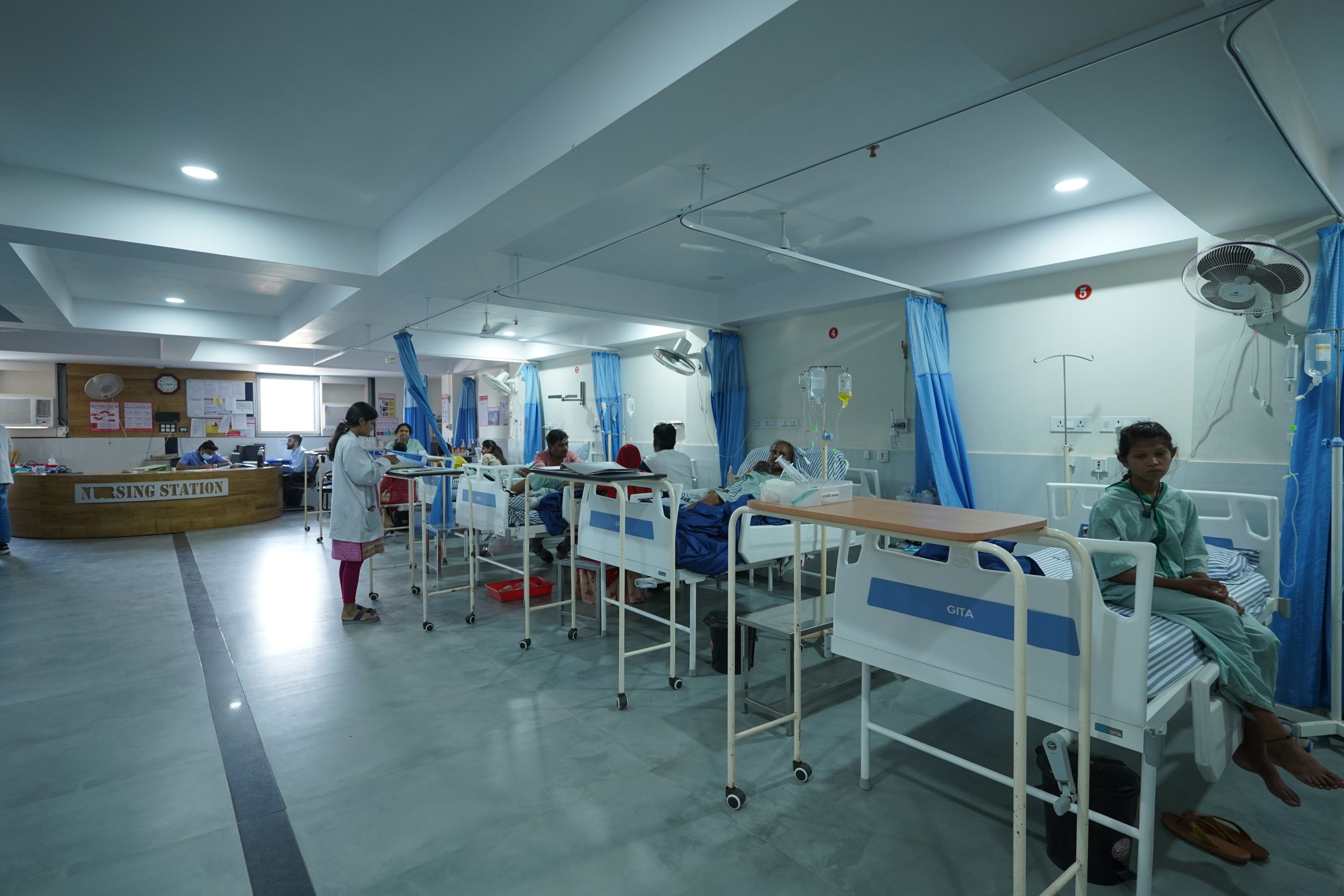 Your Health, Our Priority: Why Ajmer Chooses Aryaa Hospital for Critical Care