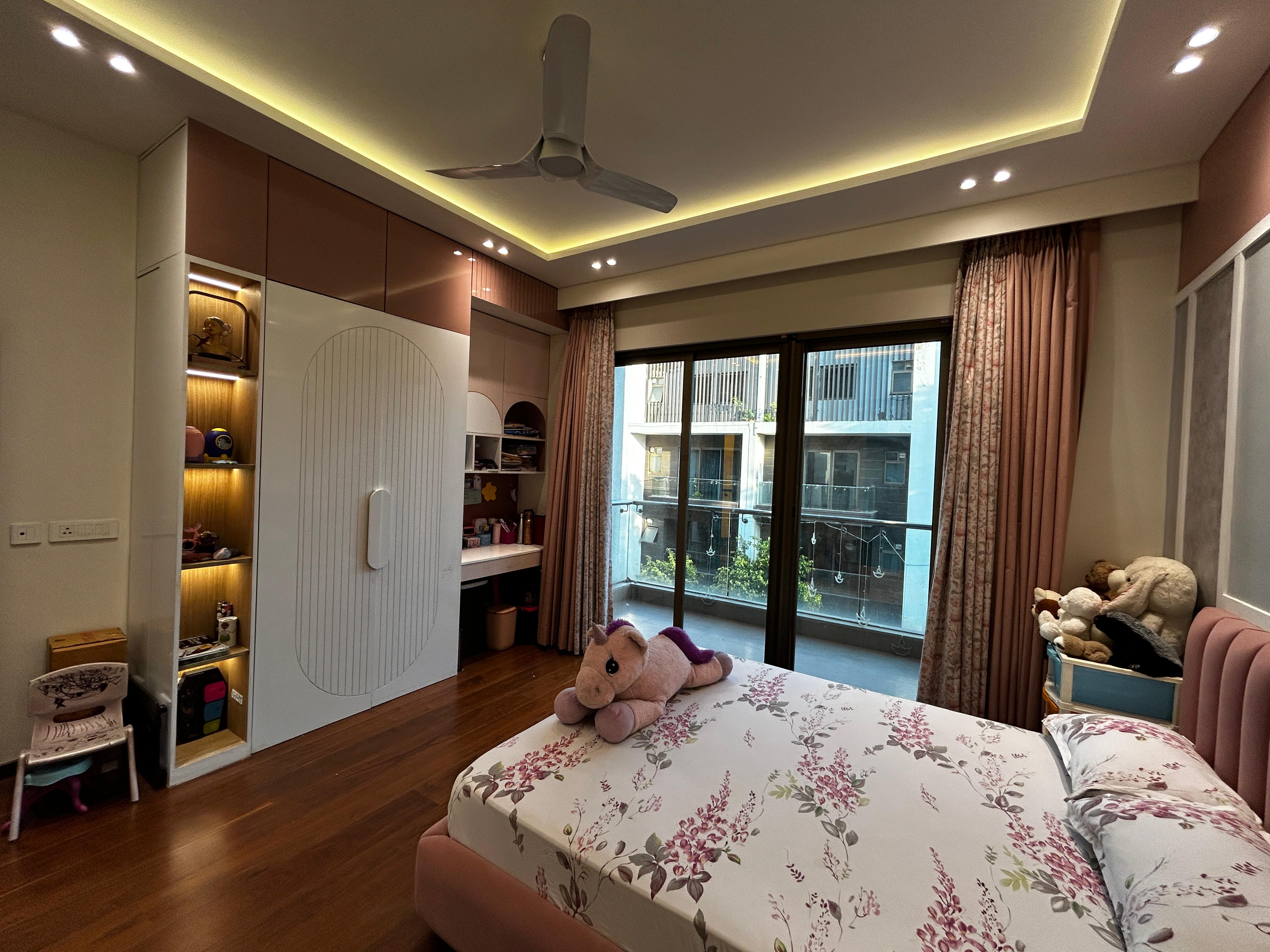 Serviced apartments defence colony
