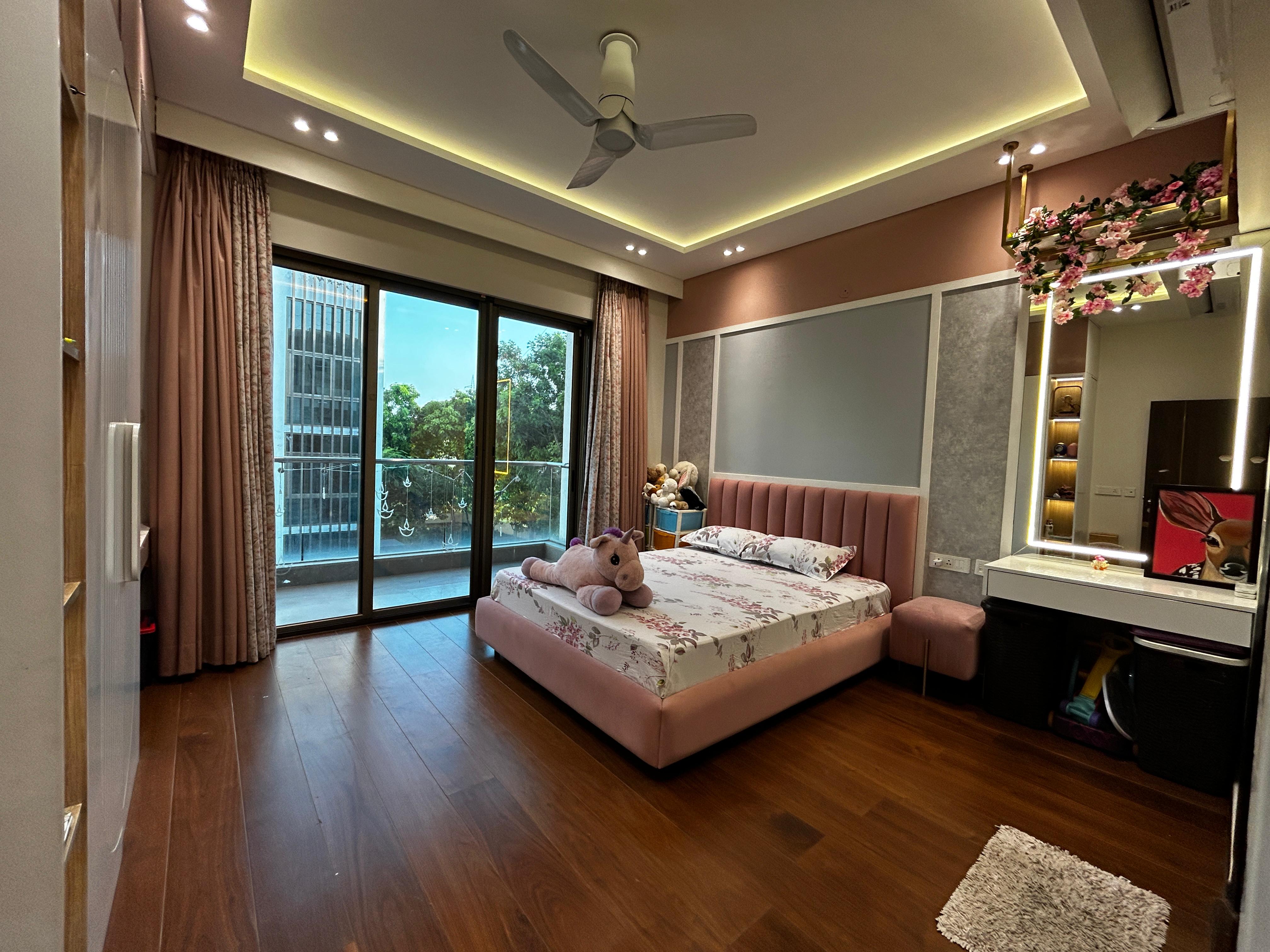 Serviced apartments in defence colony