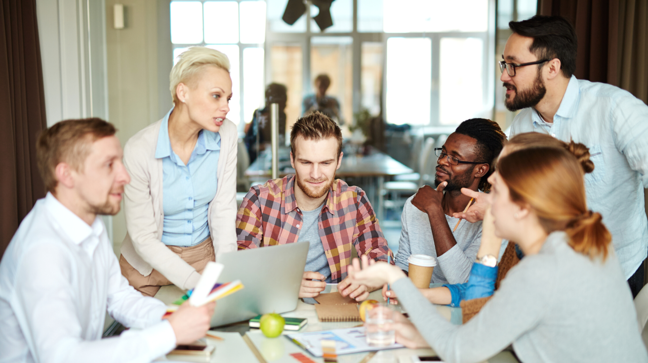 How Applicant Tracking Software Supports Global Recruitment and Compliance