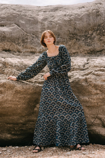 Embrace Elegance This Autumn: Fall Maxi Dresses