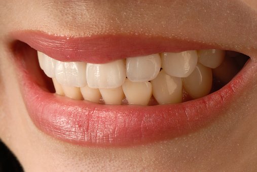 How Porcelain Veneers Can Instantly Transform Your Smile